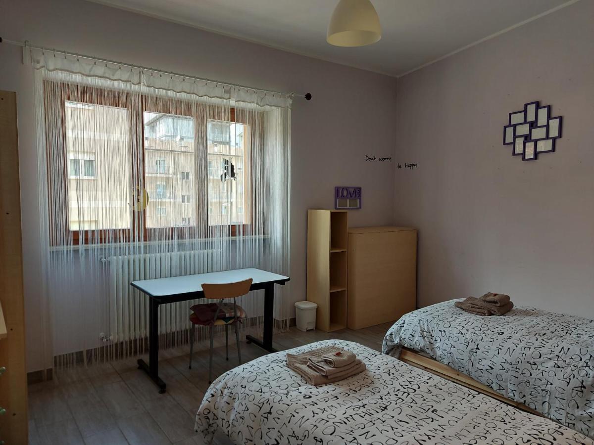 Il Turri- Lovely Apartment In The Center Of LʼAquila Екстериор снимка